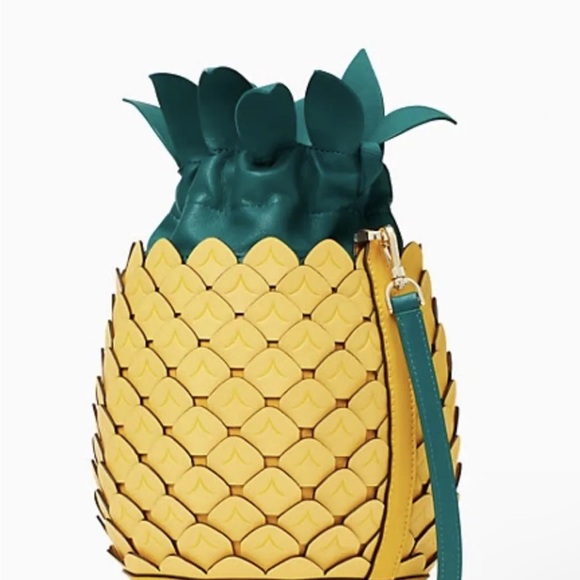 Collectible NWT Kate Spade Pineapple
Crossbody Bucket Bag Amazing Colada… - Picture 11 of 12